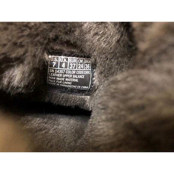 Skechers  Women's Casual Winter Warm Brown Suede Boots SN 14357 size US 7 EUR 37 - Picture 9 of 10